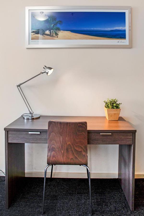 Hume Serviced Apartments Adelaide Bagian luar foto